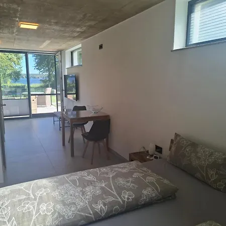 Apartment Seestudio Plau Am Modern Mit Seeblick